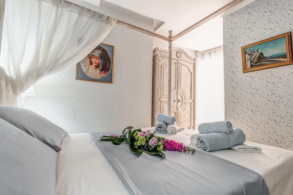 Papalina Suite Corfu  외부 사진